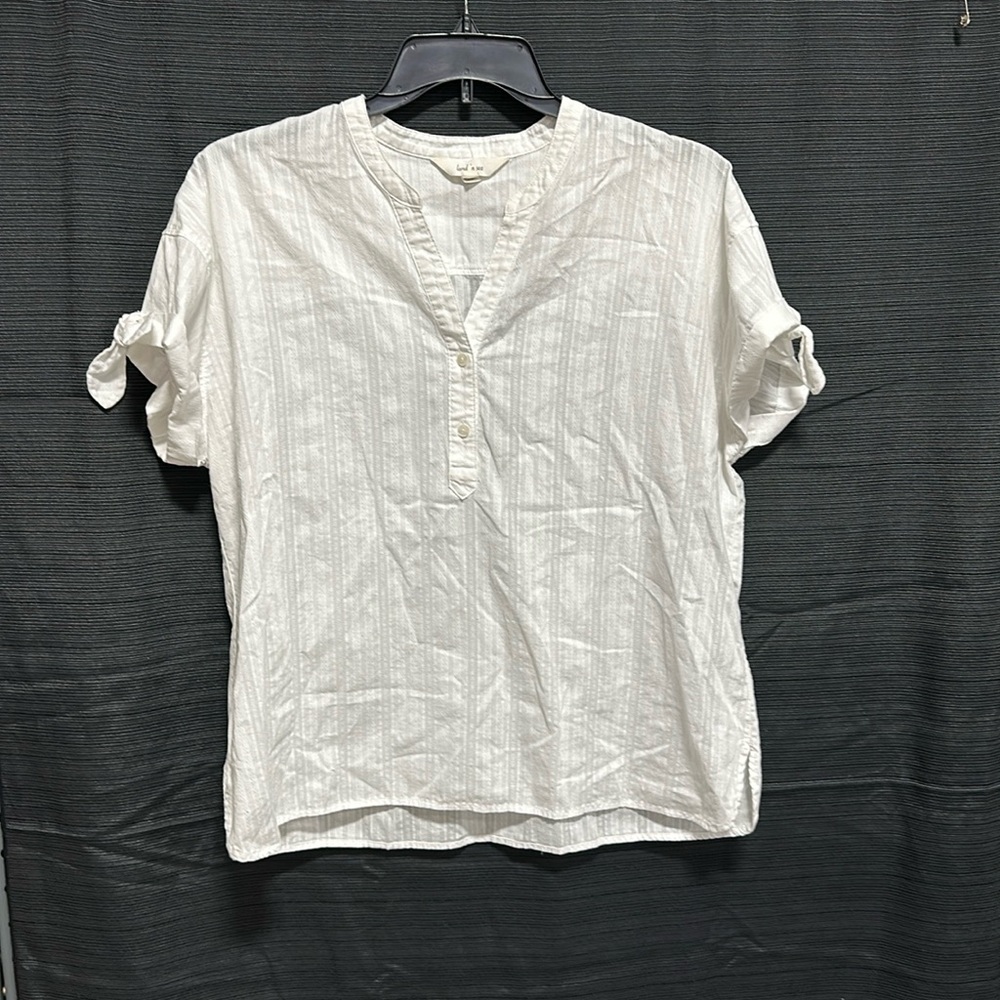 Land n sea white cotton V‎ neck top with ties on sleeves / Size XL / box 18-20